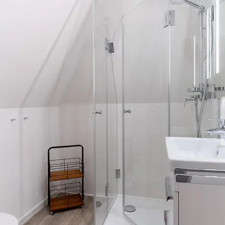 8 Appartement *